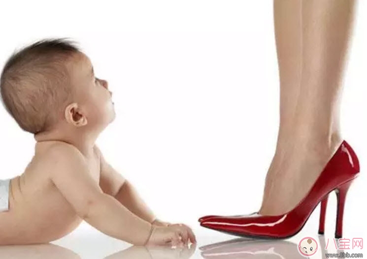孕婦穿高跟鞋對寶寶有影響嗎 孕婦穿高跟鞋會有哪些危害