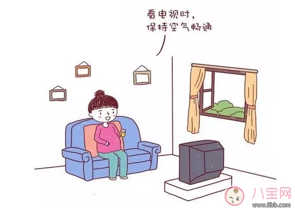 孕婦看電視對胎兒有影響嗎 孕婦看電視有輻射嗎如何預防輻射