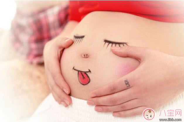 胎動的感覺有哪幾種，各種胎動代表什么意思(寶寶在說話)