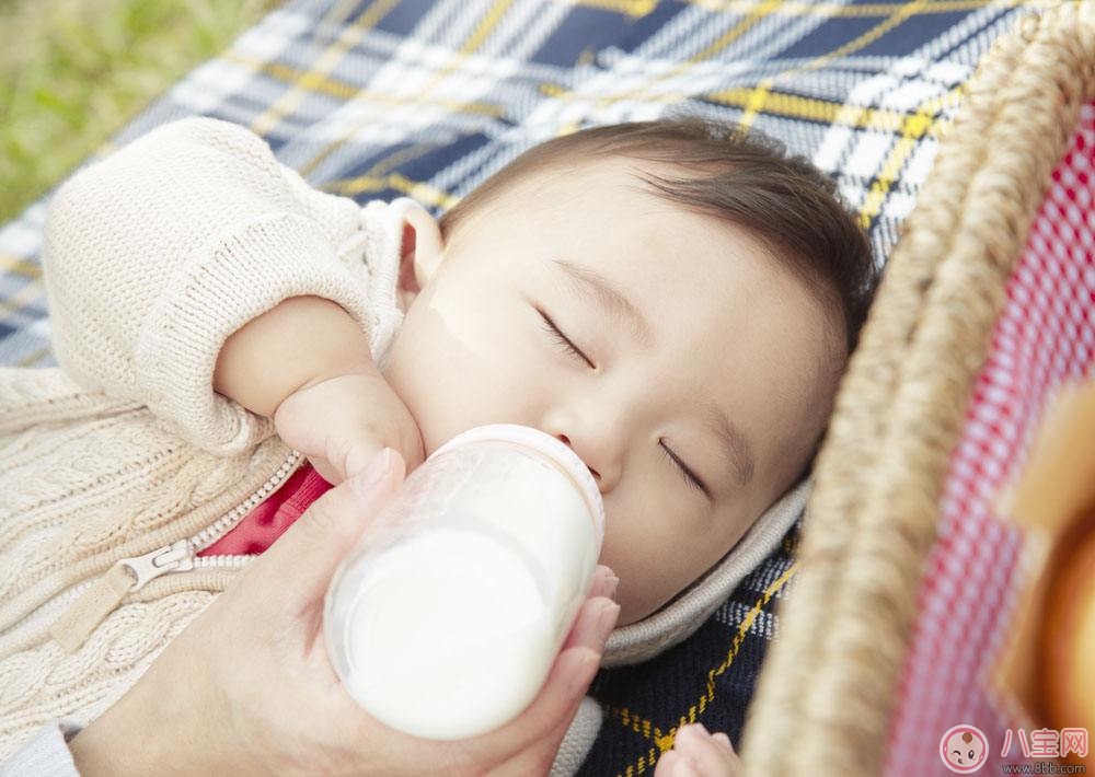牛奶和配方奶 1歲后到底該喝什么