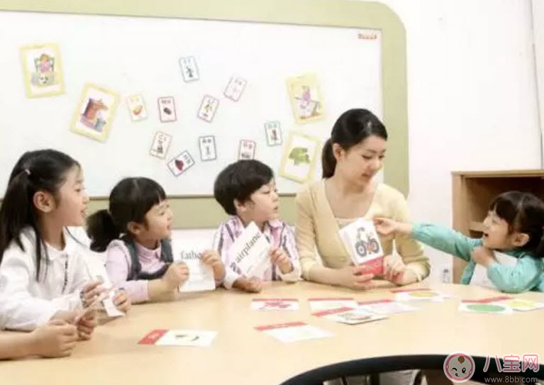 寶寶上幼兒園前的準備 寶寶上學前的心理教育物品準備。