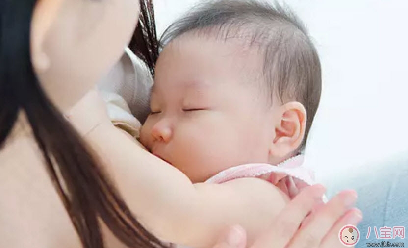 夏天寶寶出汗多是什么原因 寶寶出汗和虛汗的區別