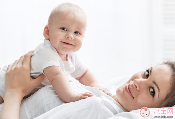 孩子為什么先叫爸爸 寶寶為什么先開口叫爸爸
