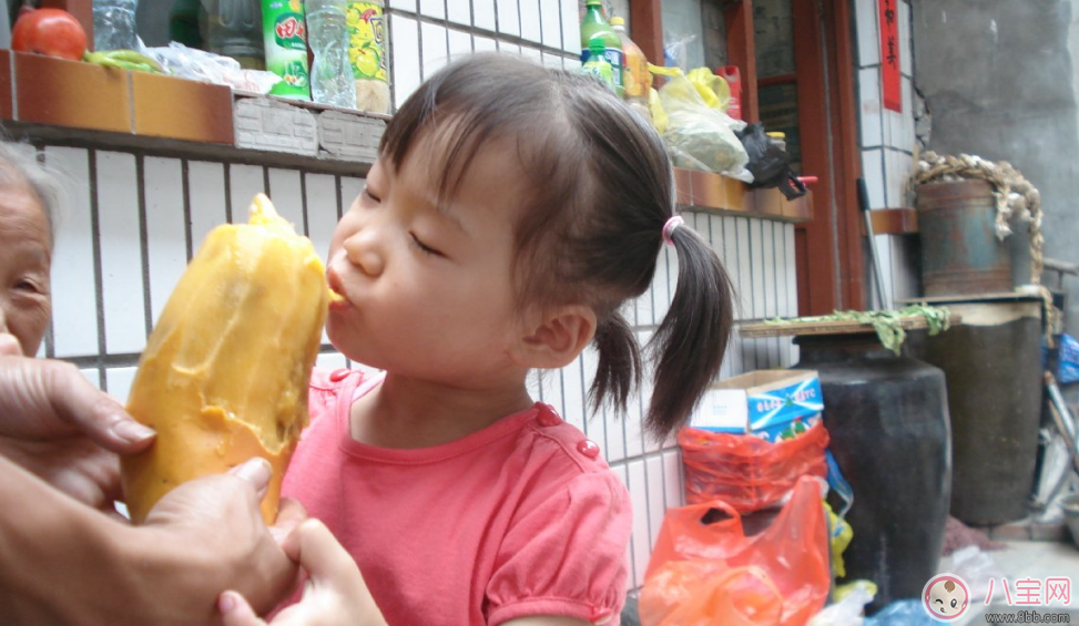 孩子愛吃零食如何糾正 正確引導孩子吃零食才是好方法