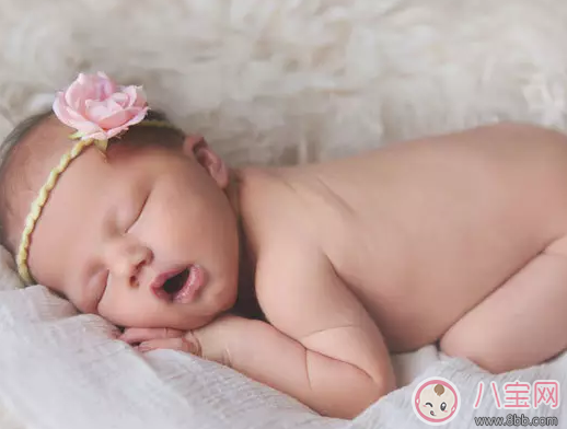 三伏天寶寶脫水熱怎么辦 新生兒如何預防脫水熱