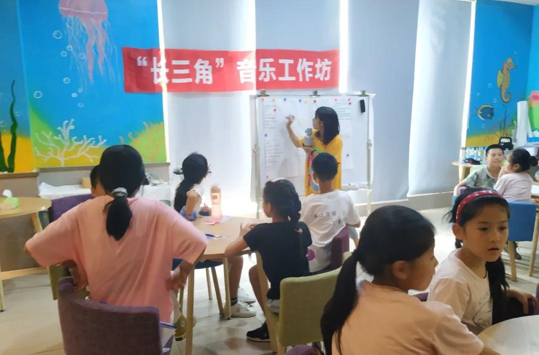 音樂嗚嗚嗚嗚是什么歌_音樂是啥呀_音樂是唱歌嗎