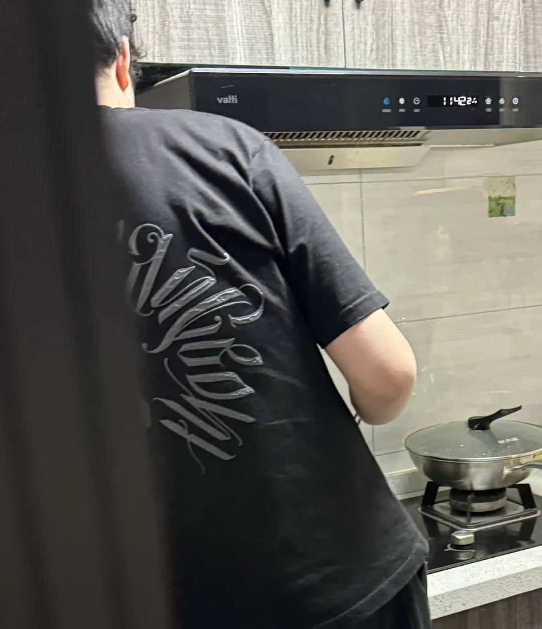 馮褲子唱的歌_馮歌是什么意思_馮總馮總是什么歌